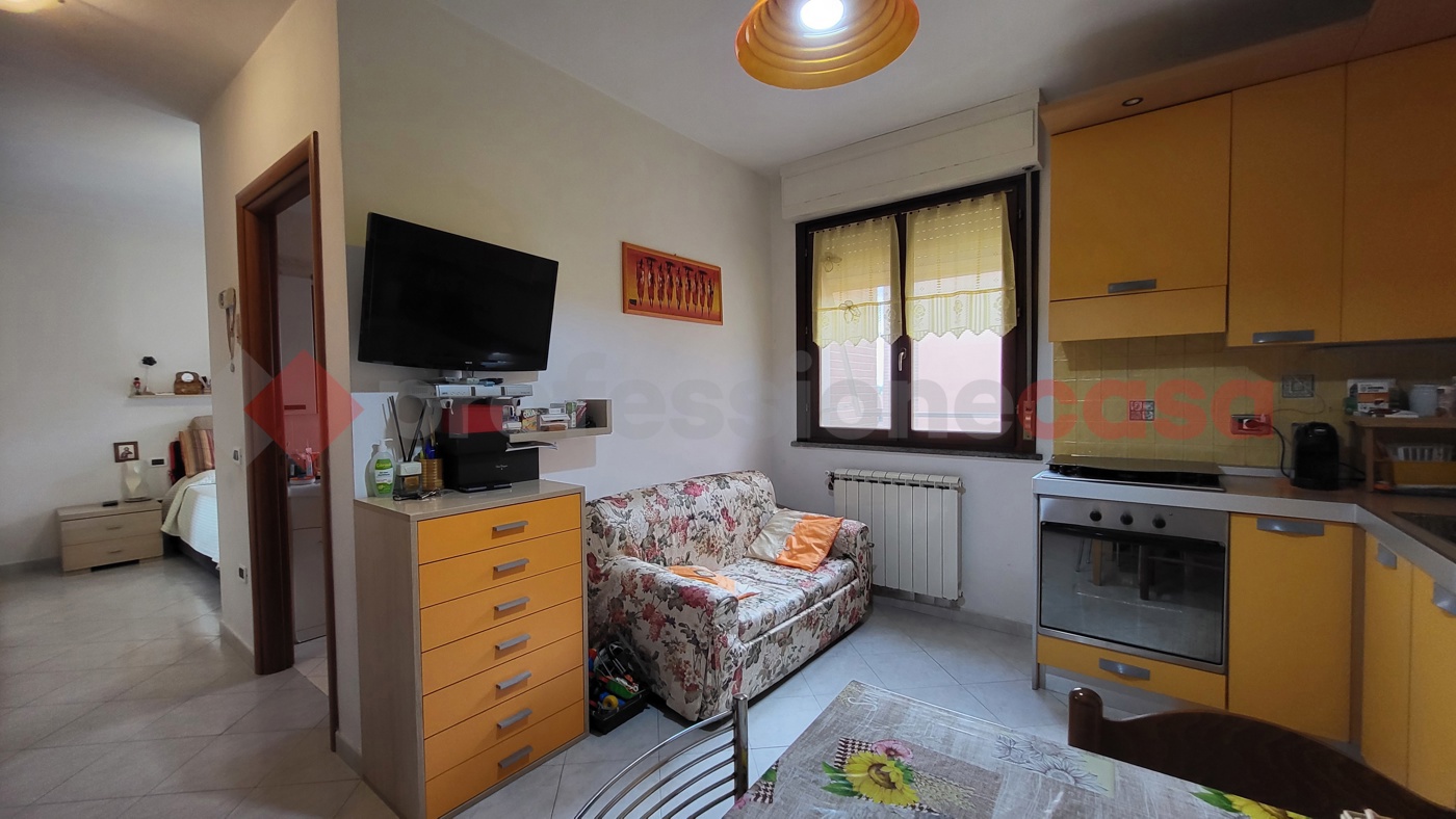 Bilocale in vendita a Cecina