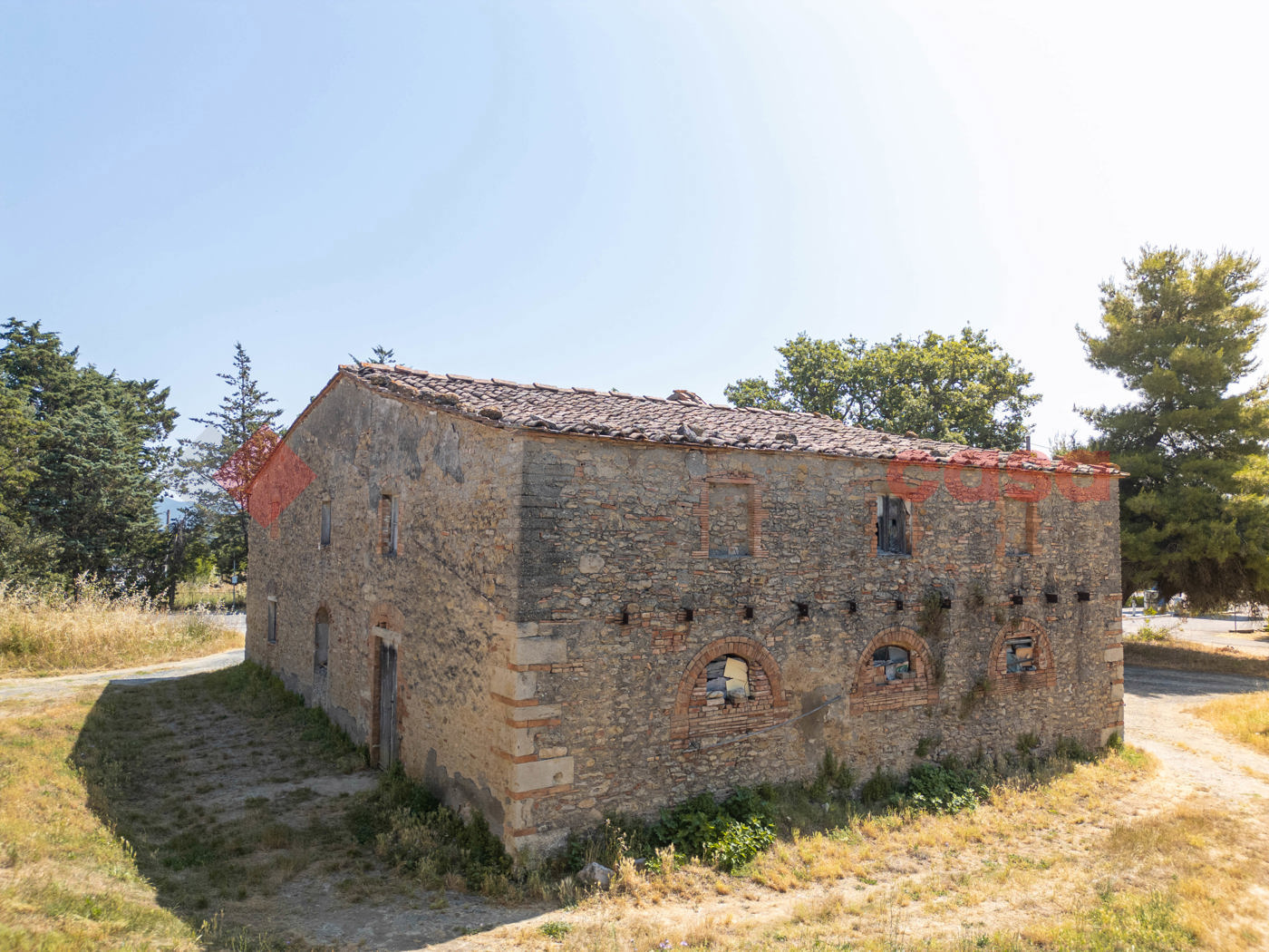 Stabile/Palazzo in vendita a Pomarance