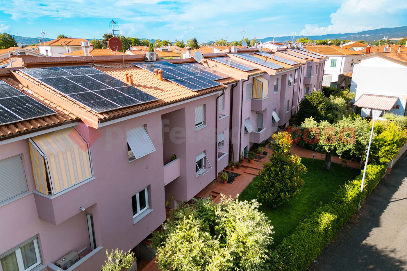 Quadrilocale in vendita a Rosignano Marittimo