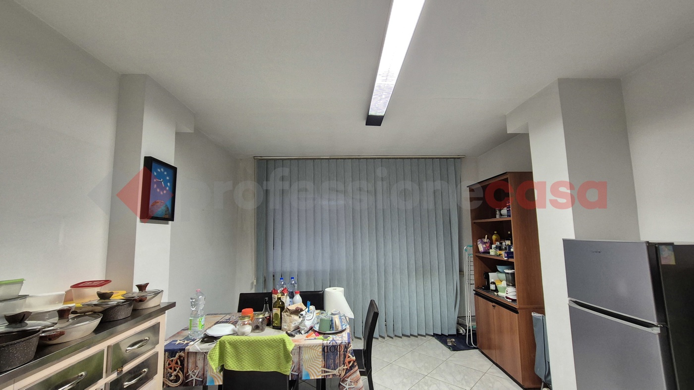Ufficio in vendita a Cecina