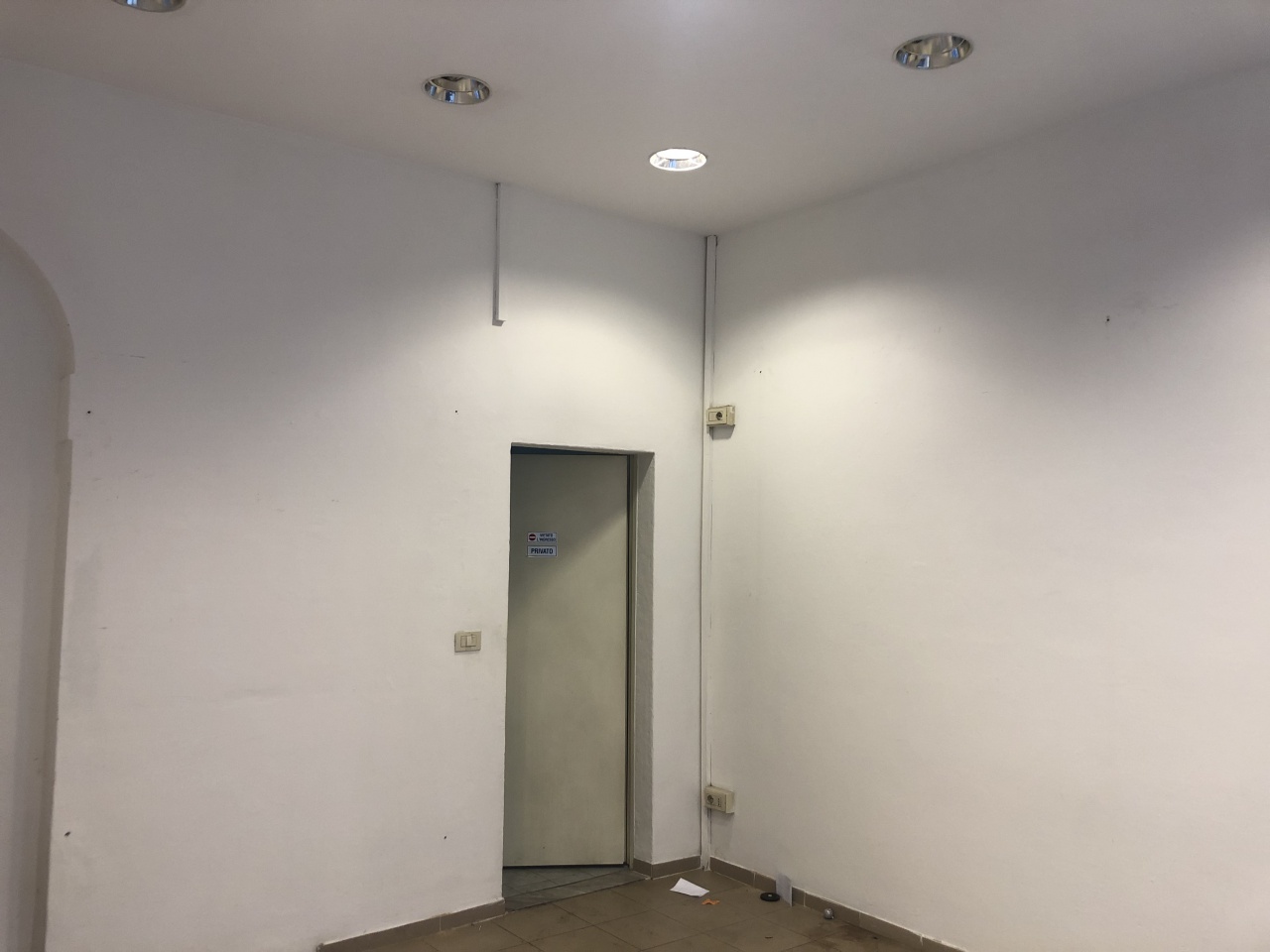 Attivit commerciale in affitto/gestione in via romana, Firenze