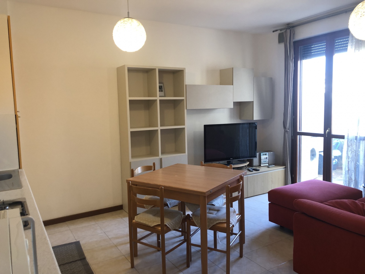 Bilocale arredato in affitto in via respighi, Firenze