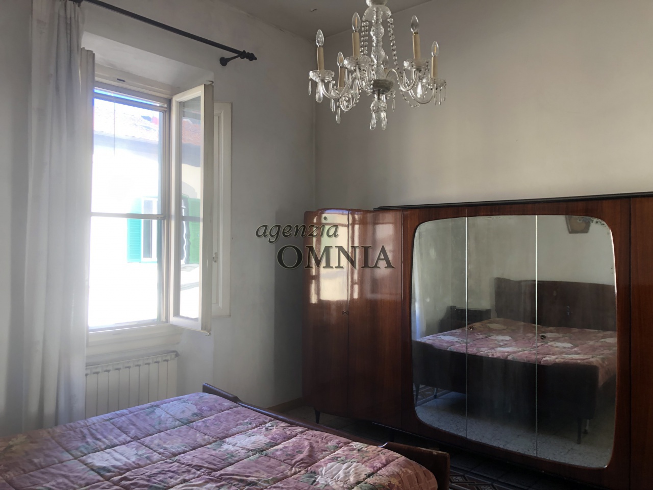 Casa indipendente con giardino in via locchi, Firenze