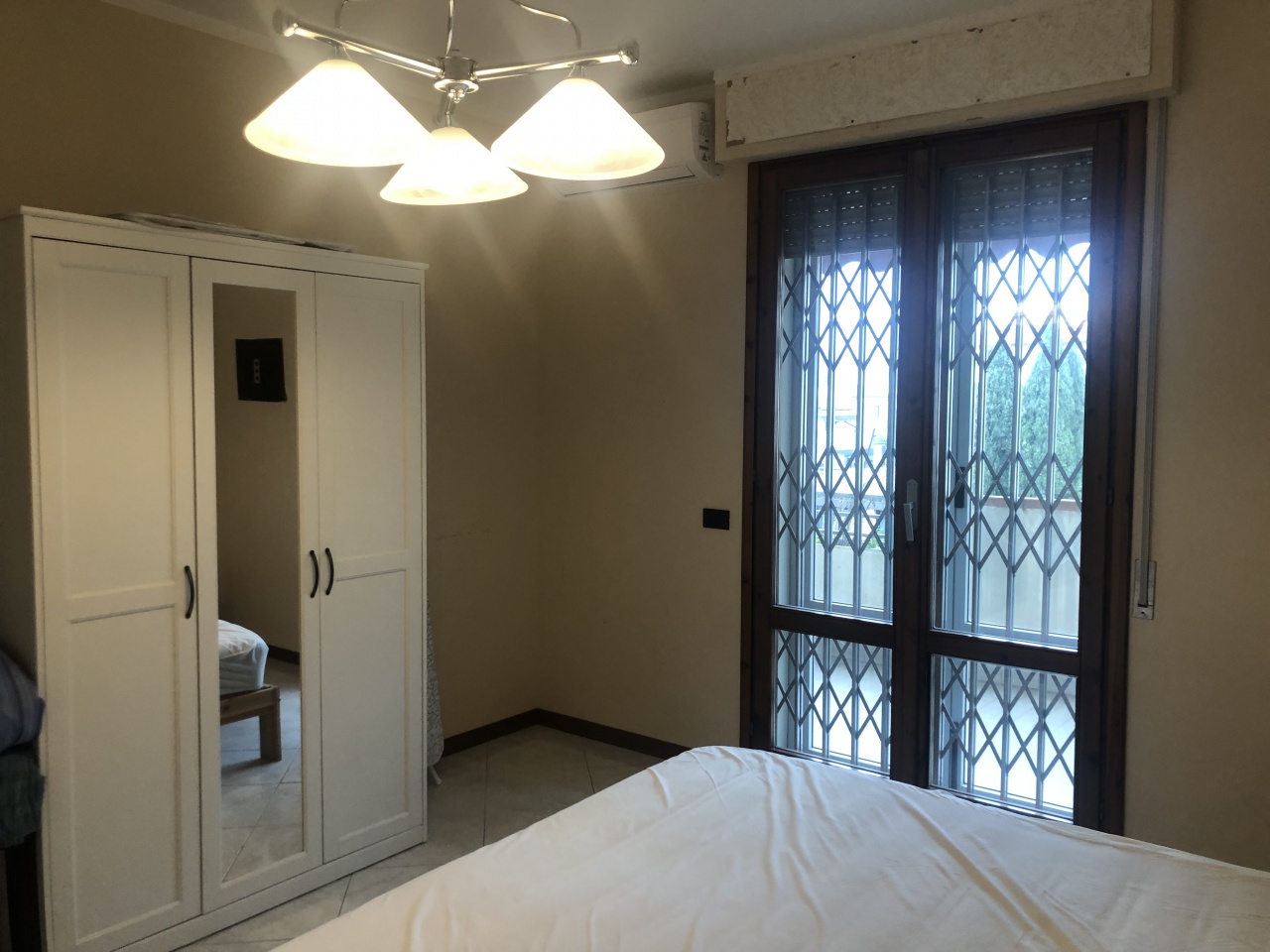 Trilocale arredato in affitto in via del bronzino, Firenze