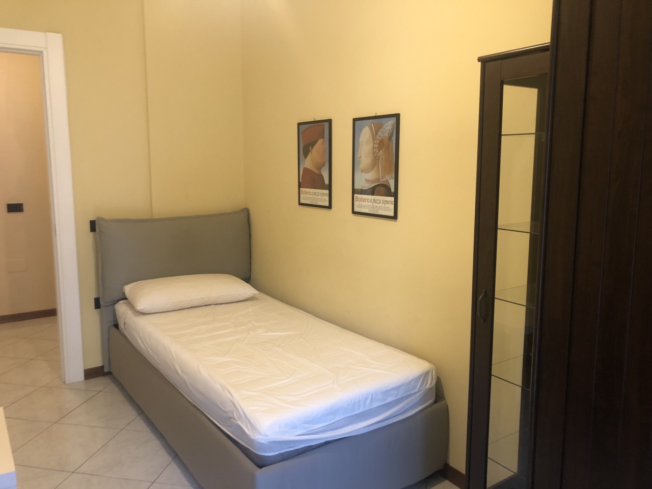 Trilocale arredato in affitto in via del bronzino, Firenze