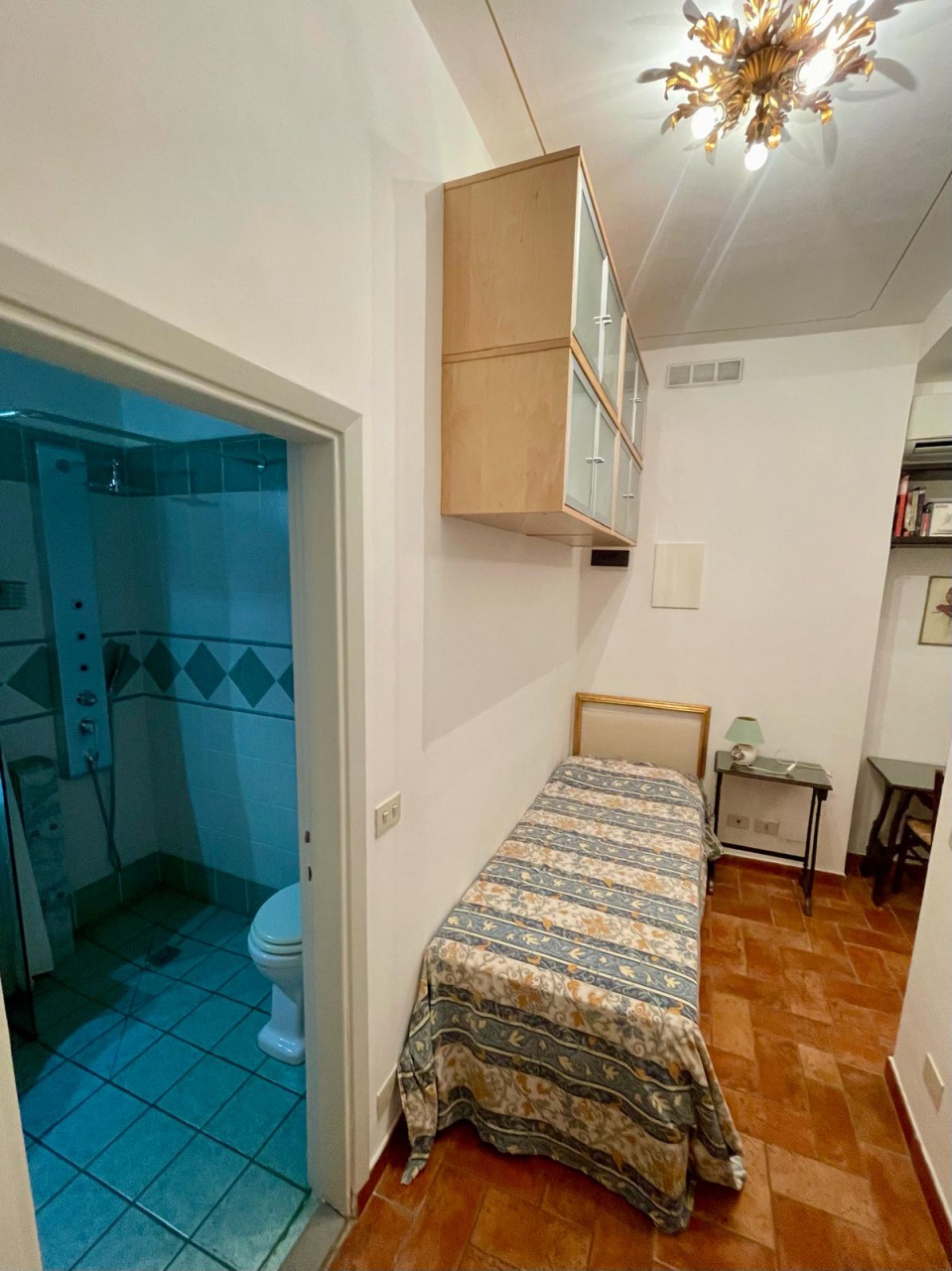 Trilocale arredato in affitto in via alfani, Firenze