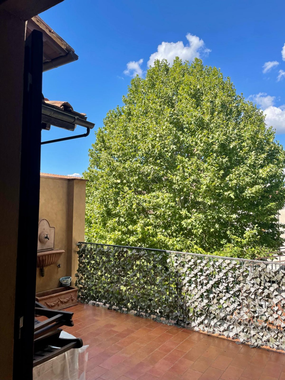 Trilocale arredato in affitto in via alfani, Firenze