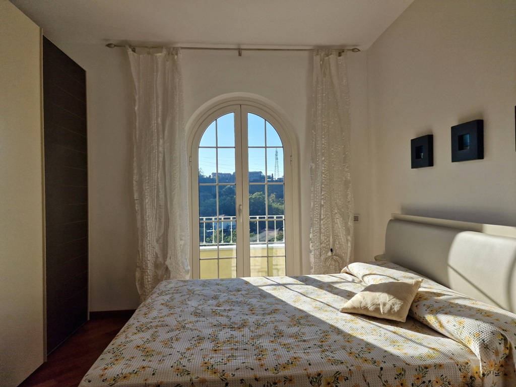 Villa con giardino a Massa