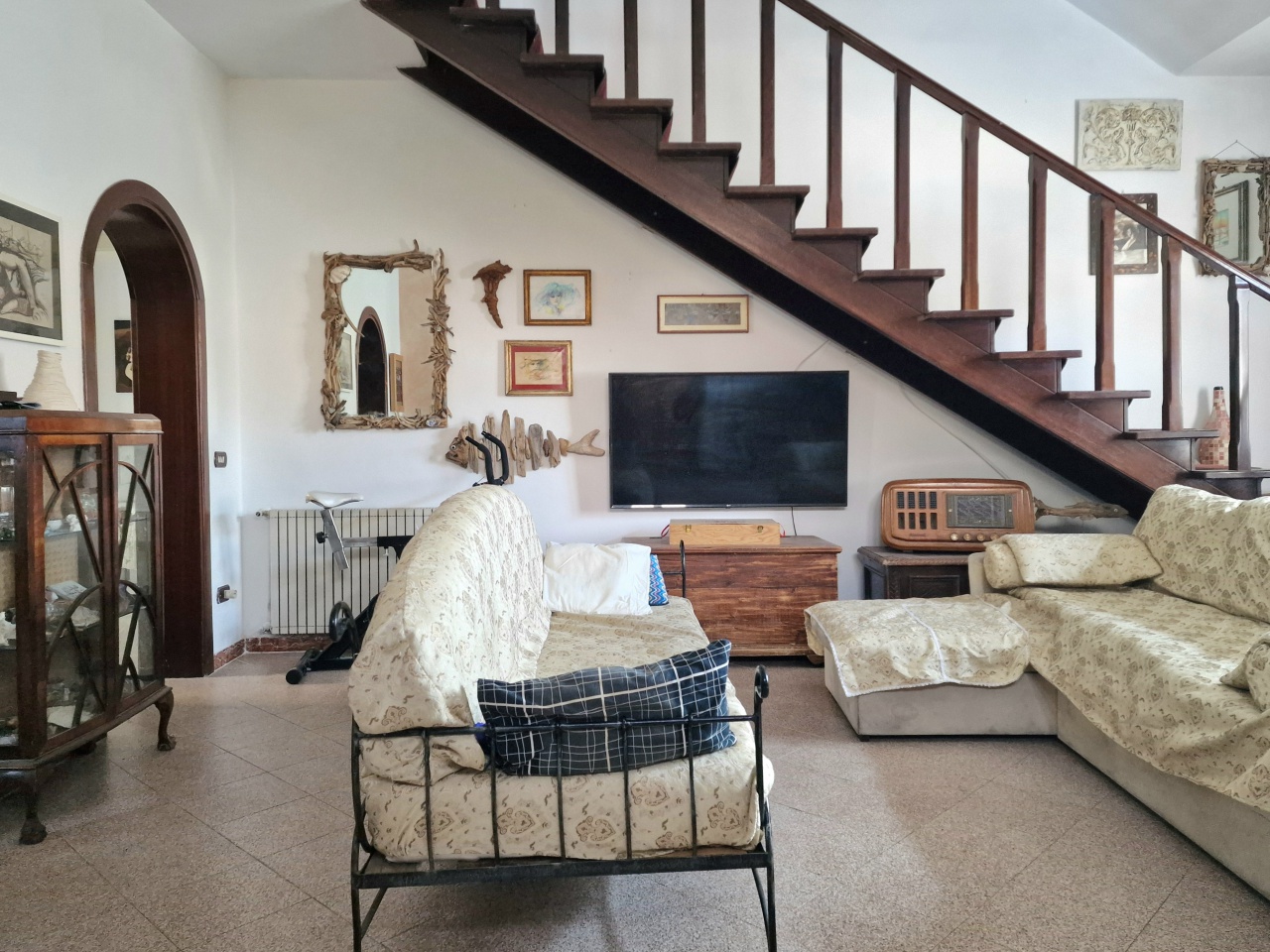 Villa con giardino a Massa