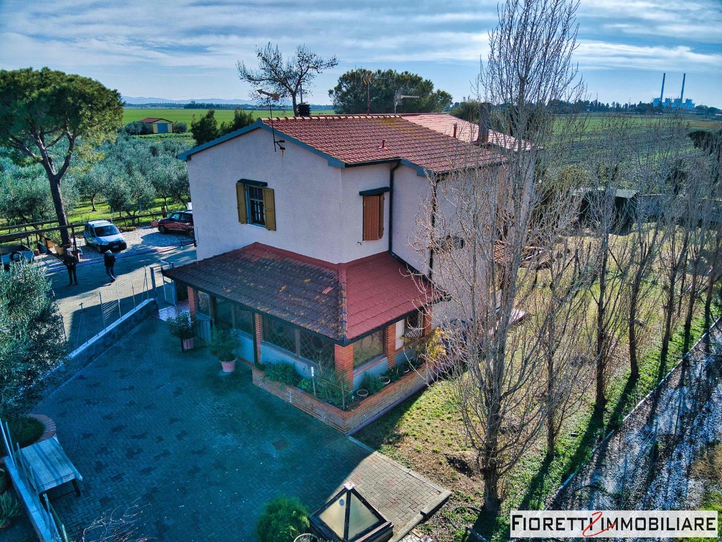 Villa Bifamiliare con giardino, Piombino riotorto