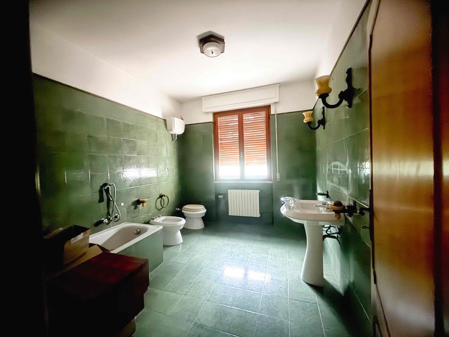 Villa con giardino a Piombino