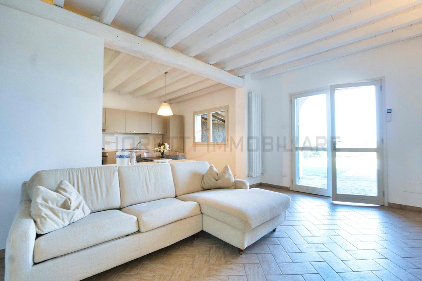 Casa indipendente in vendita a Piombino