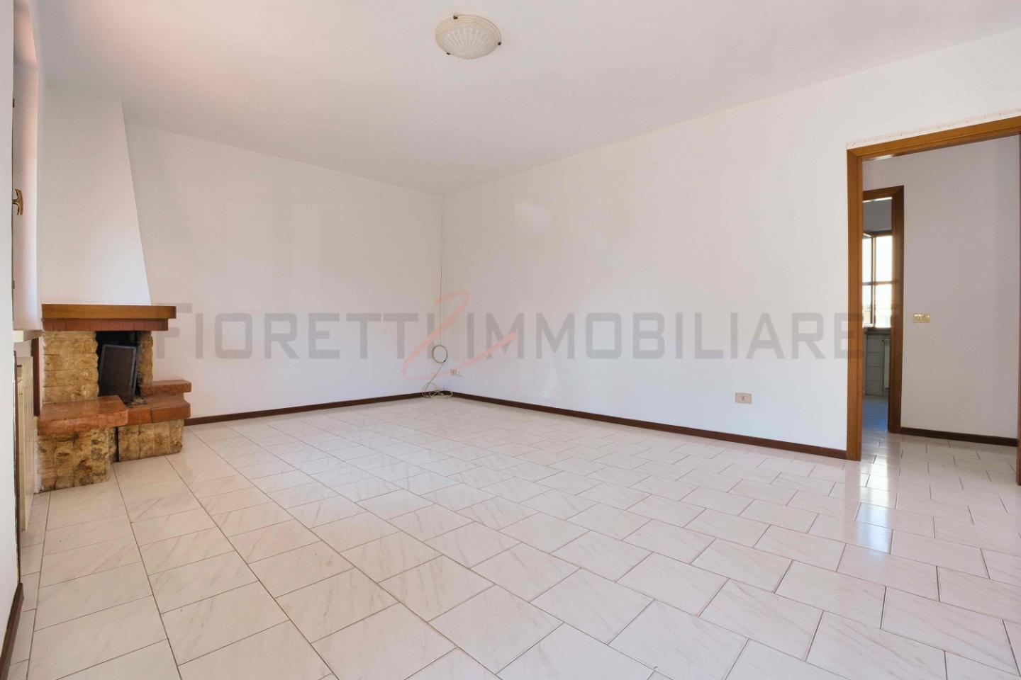 Quadrilocale con giardino, Piombino riotorto