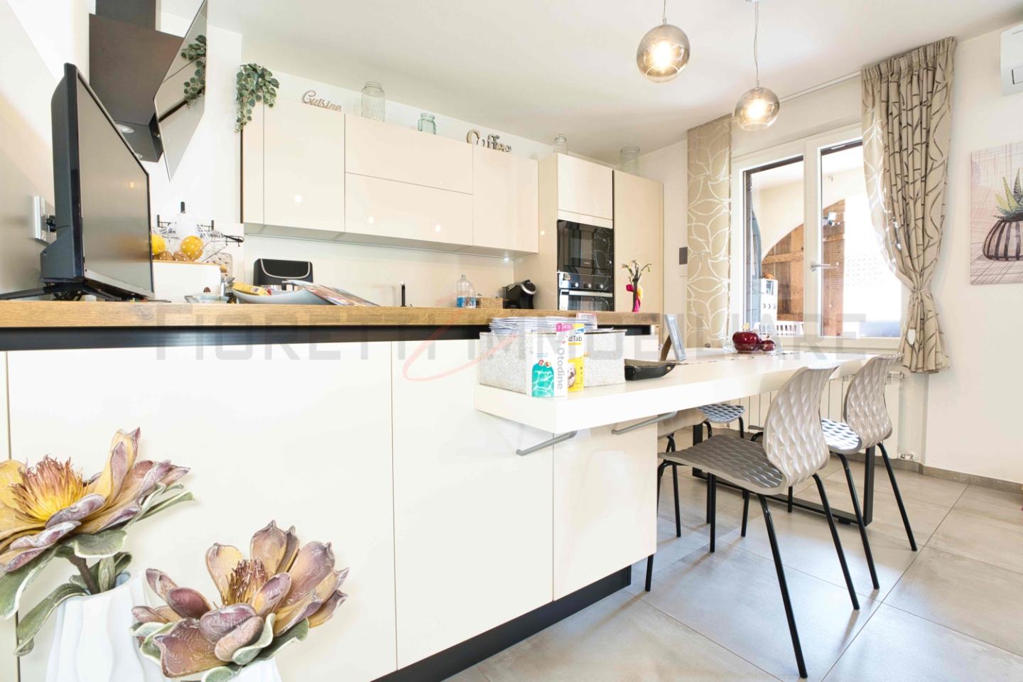Casa indipendente con giardino, Campiglia Marittima venturina terme