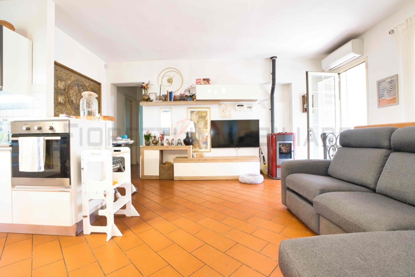 Casa indipendente con giardino, Campiglia Marittima banditelle