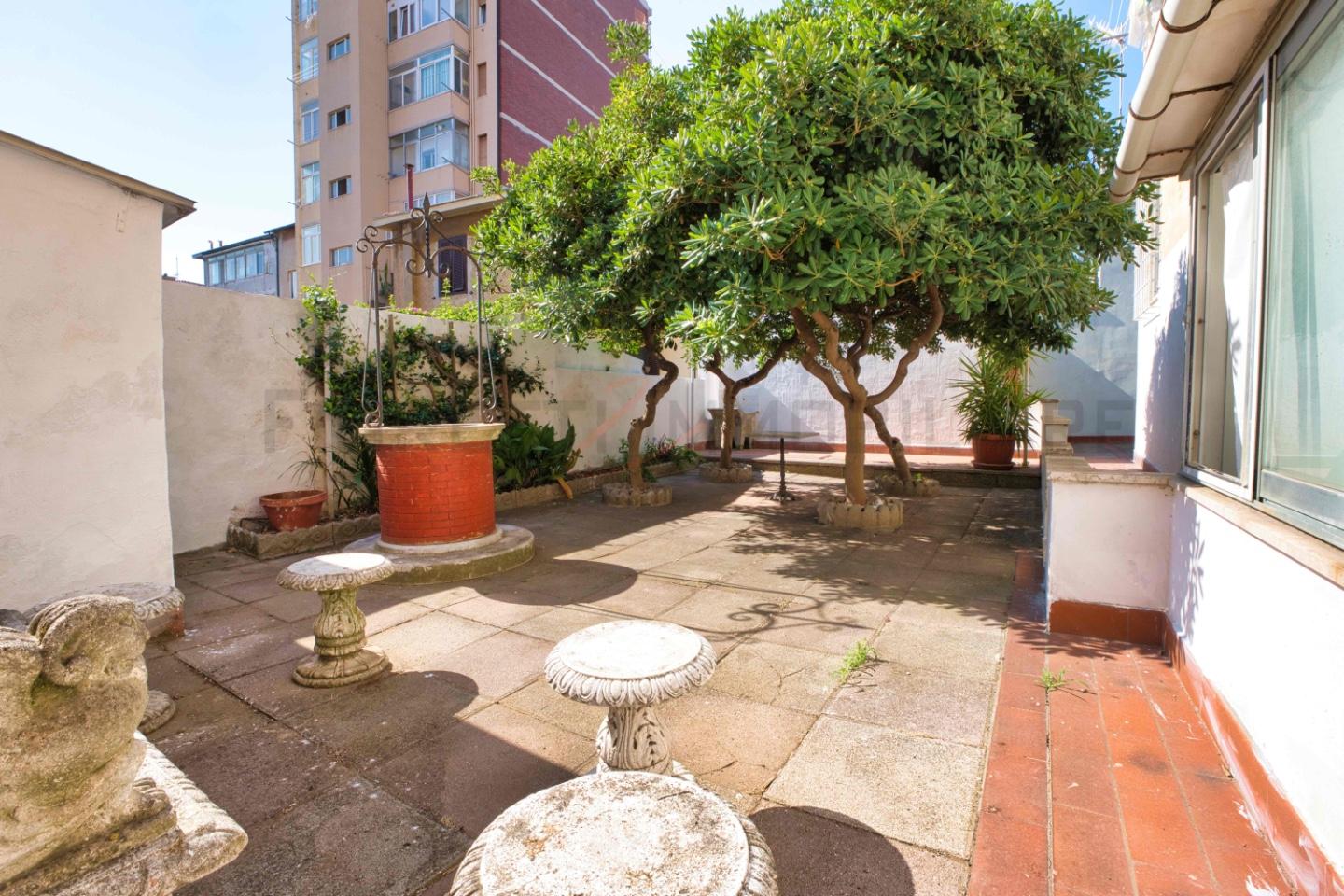 Quadrilocale con giardino a Piombino
