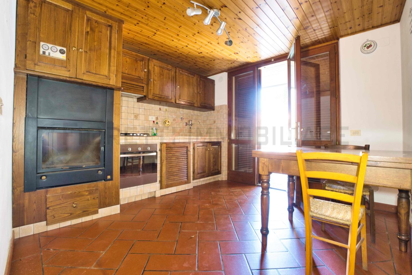 Villa con giardino a Suvereto