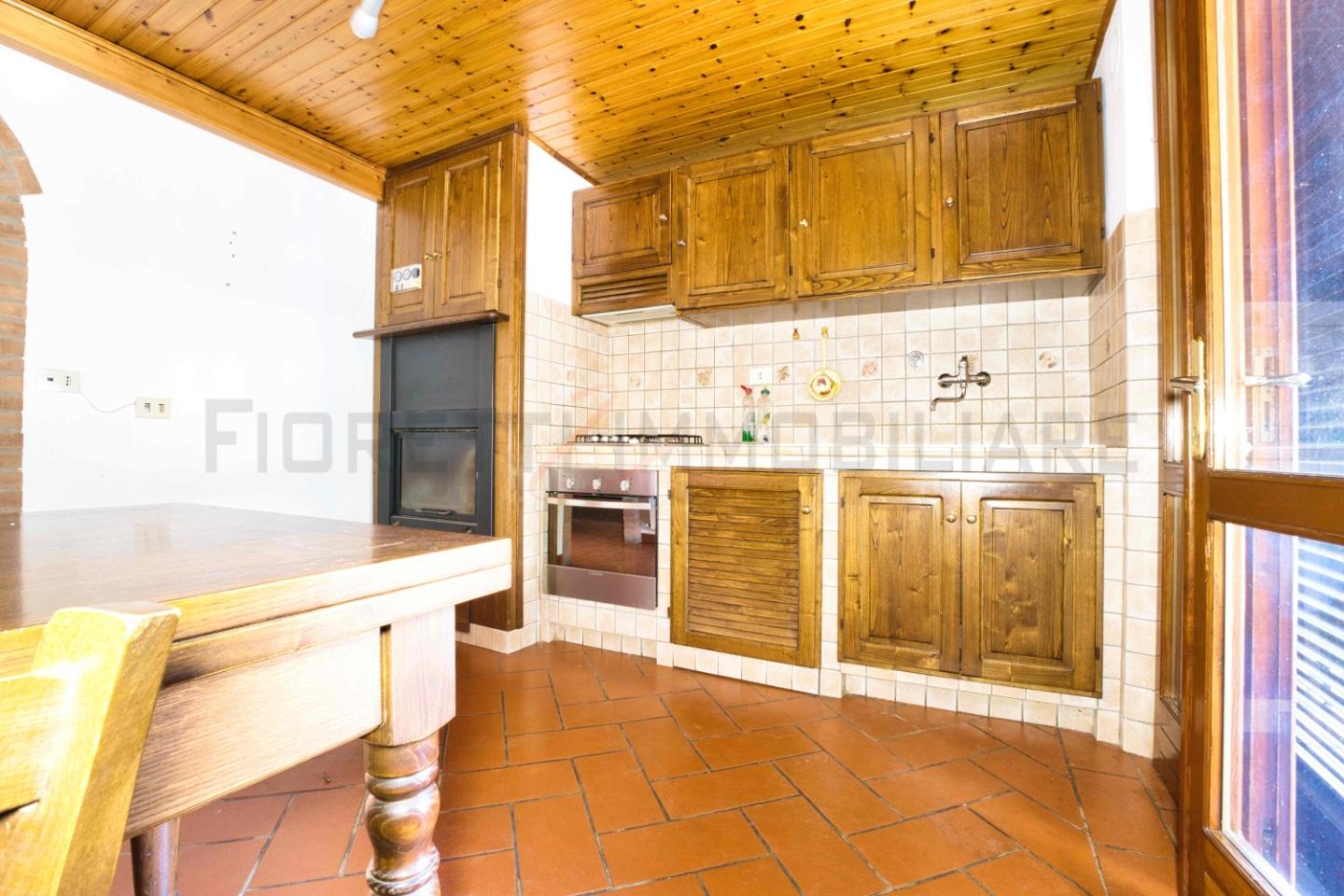 Villa con giardino a Suvereto