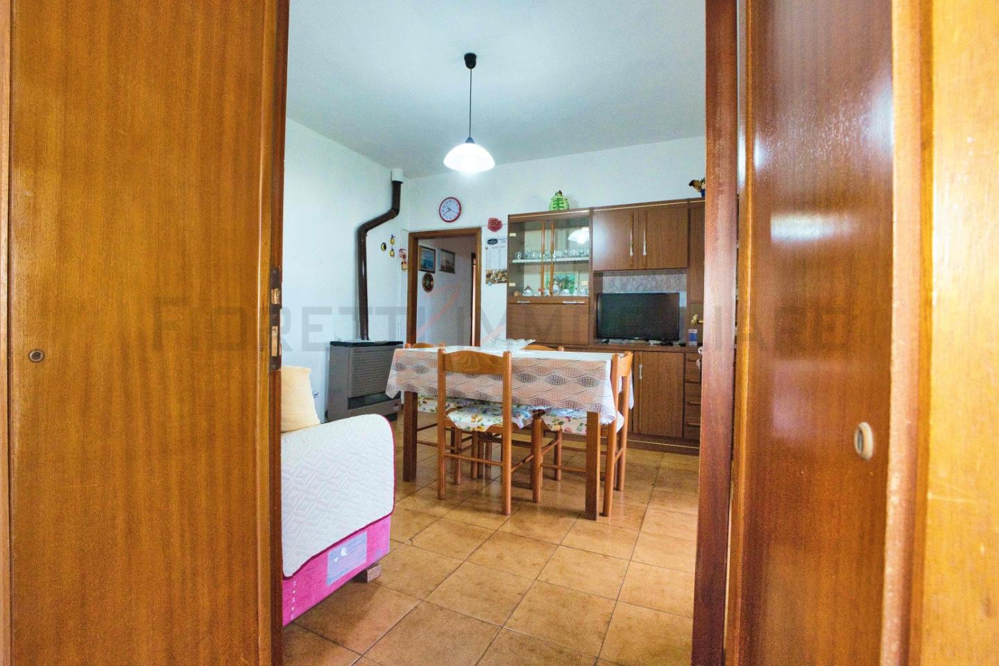 Trilocale in vendita, Piombino riotorto