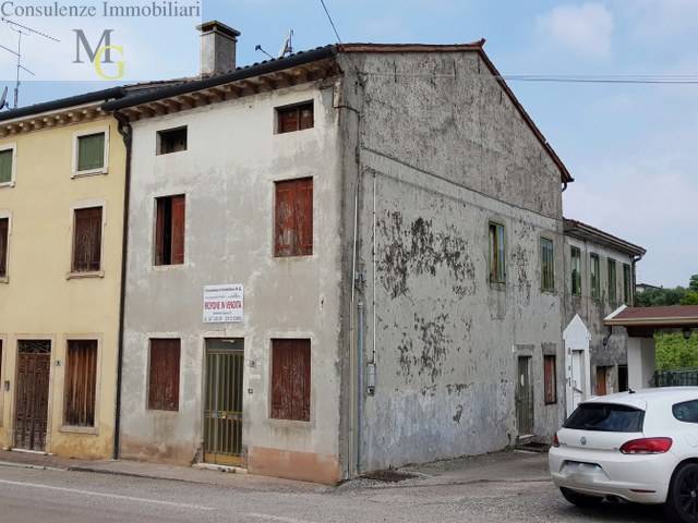 porzione di casa in vendita a Ronc, Terrossa