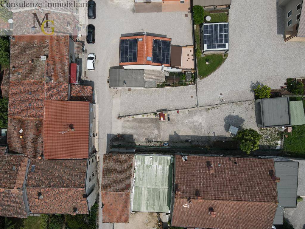 casa affiancata in vendita a Ronc