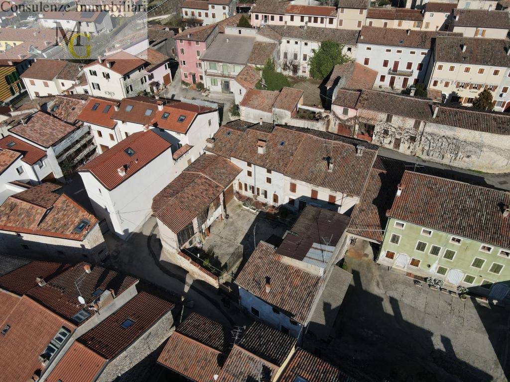 Rustico in vendita a Soave