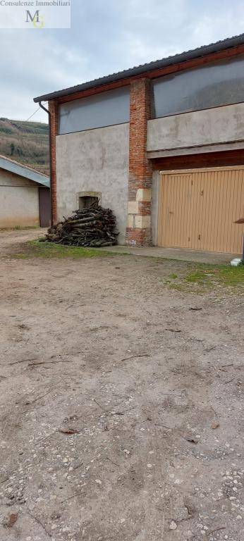 portico in vendita a Monteforte d'Alpone