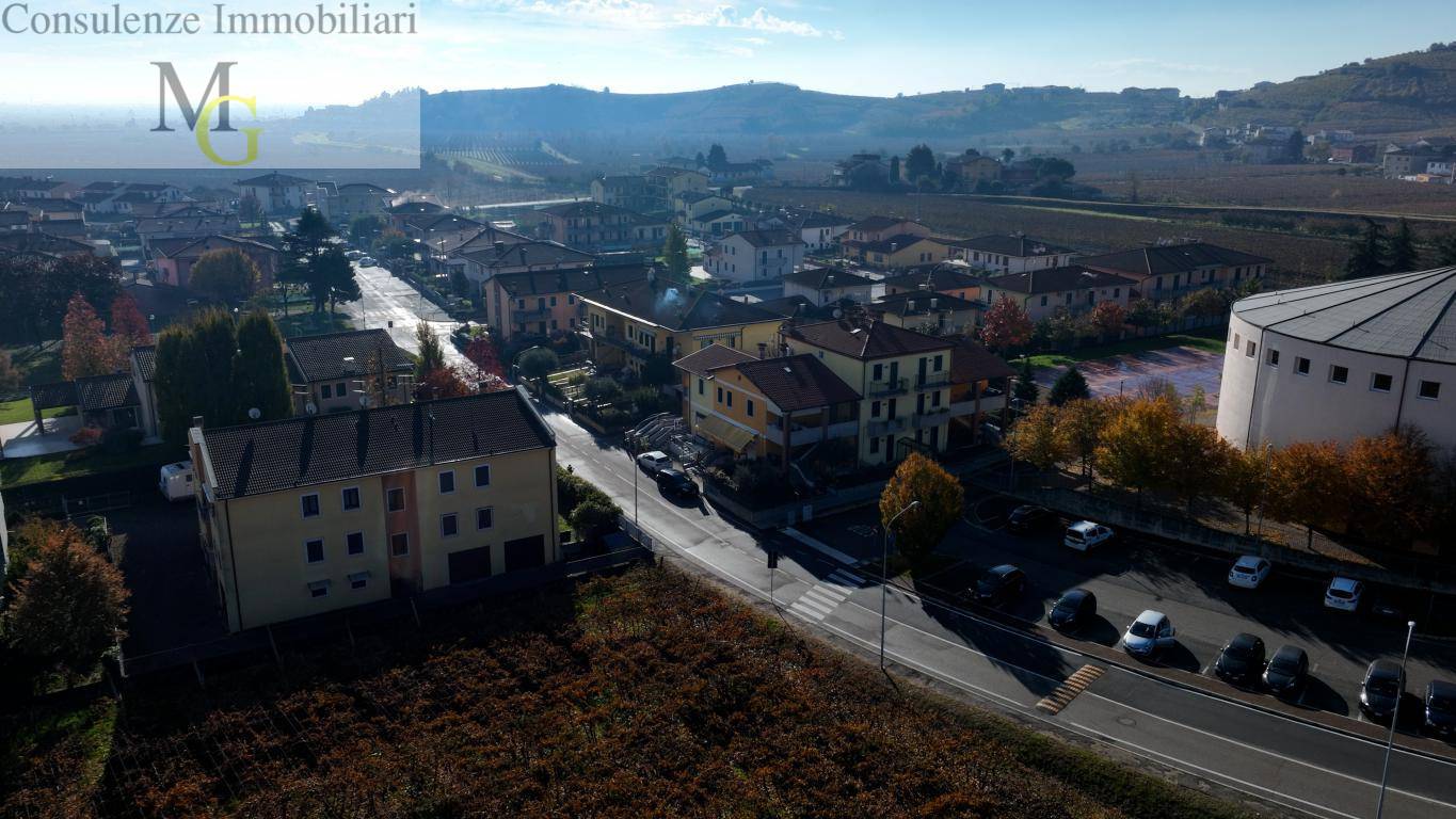 Attivit commerciale in vendita a Monteforte d'Alpone, Brognoligo