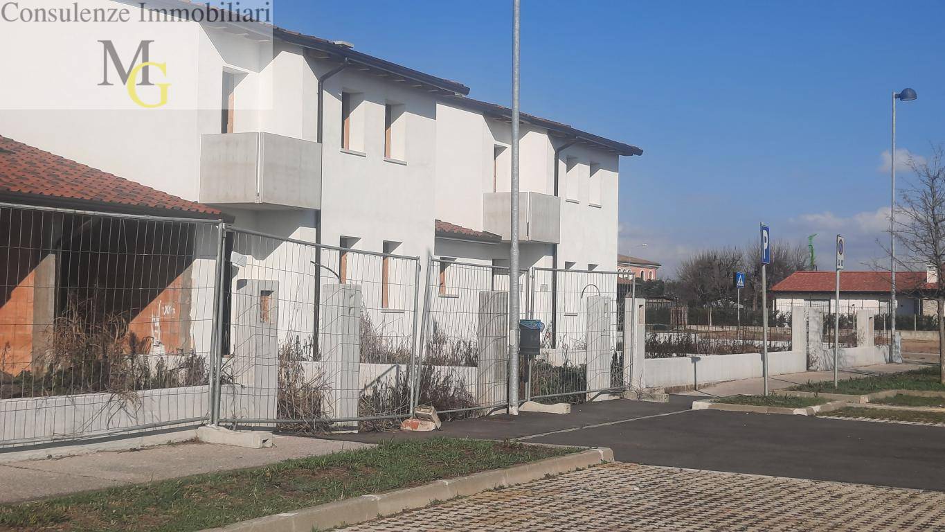 Villette a schiera in vendita a Gambellara