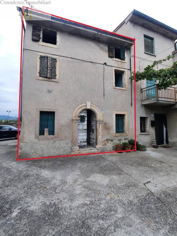 Rustico in vendita a Soave, Costeggiola