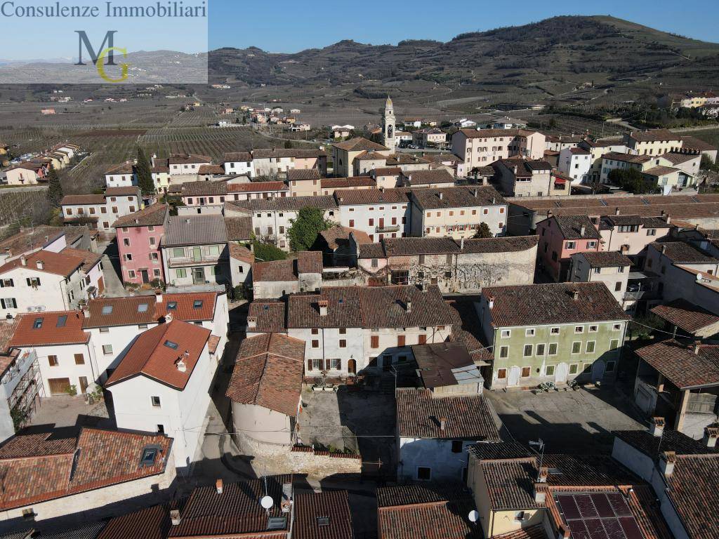 Rustico in vendita a Soave
