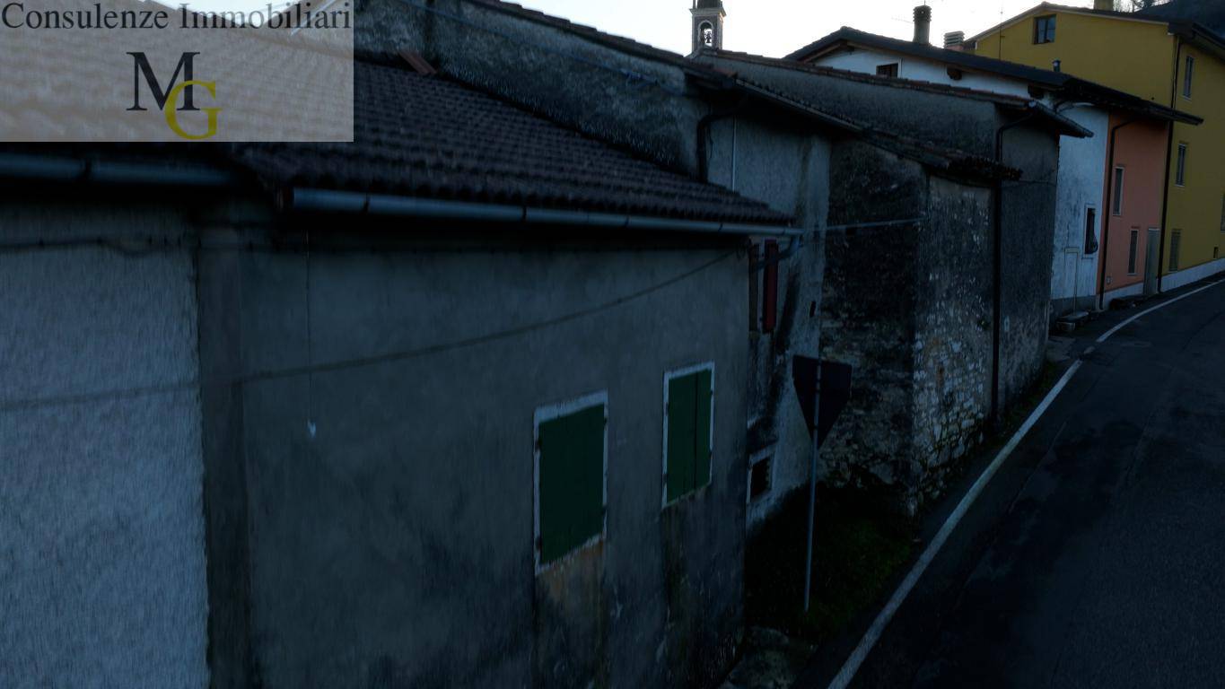 Rustico in vendita a Vestenanova, Castelvero