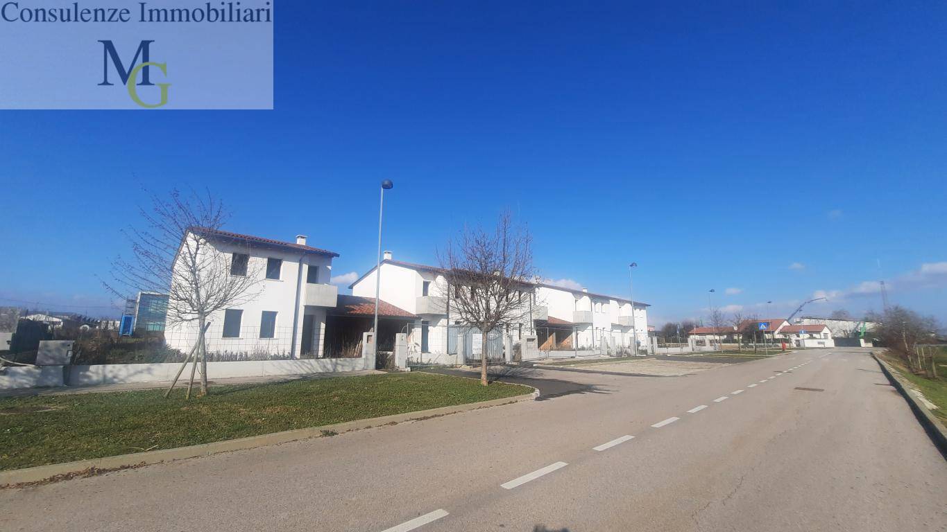 Villette a schiera in vendita a Gambellara