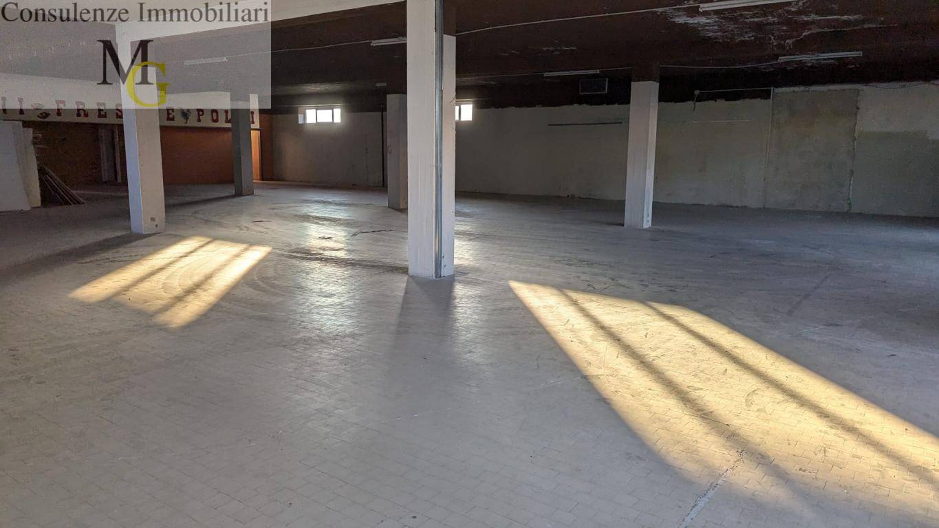capannone artigianale commerciale in vendita a Monteforte d'Alpone, Brognoligo