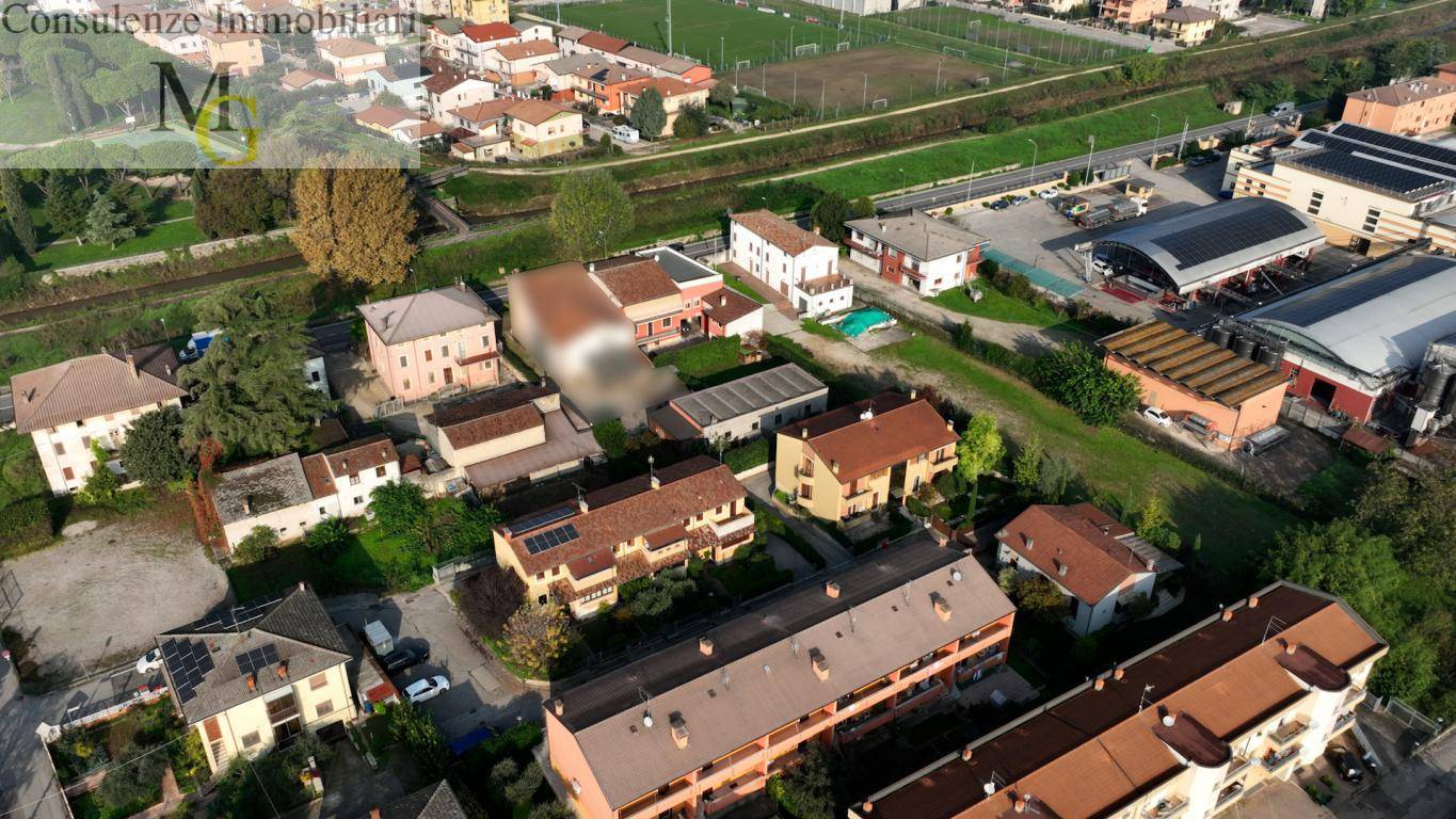 casa singola in vendita a Monteforte d'Alpone