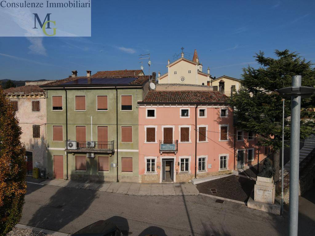 Casa Terra-cielo in vendita a Soave, Costeggiola