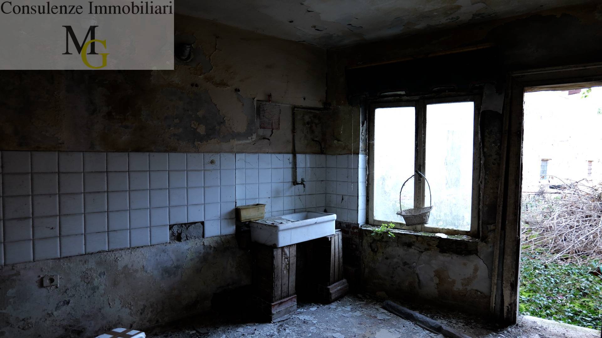 Rustico in vendita a Monteforte d'Alpone