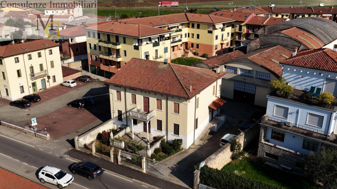 casa singola in vendita a Monteforte d'Alpone