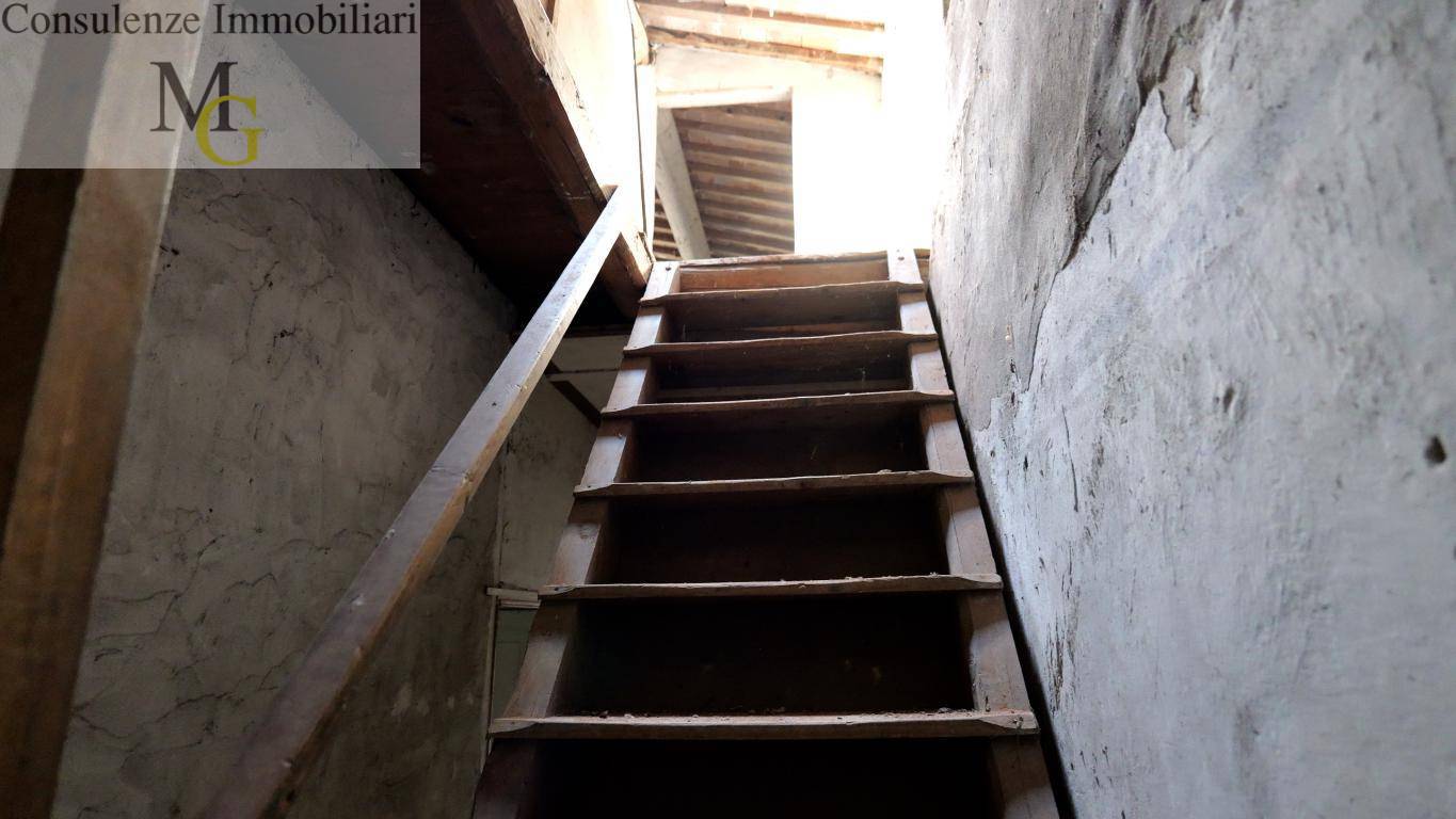 Rustico in vendita a Soave