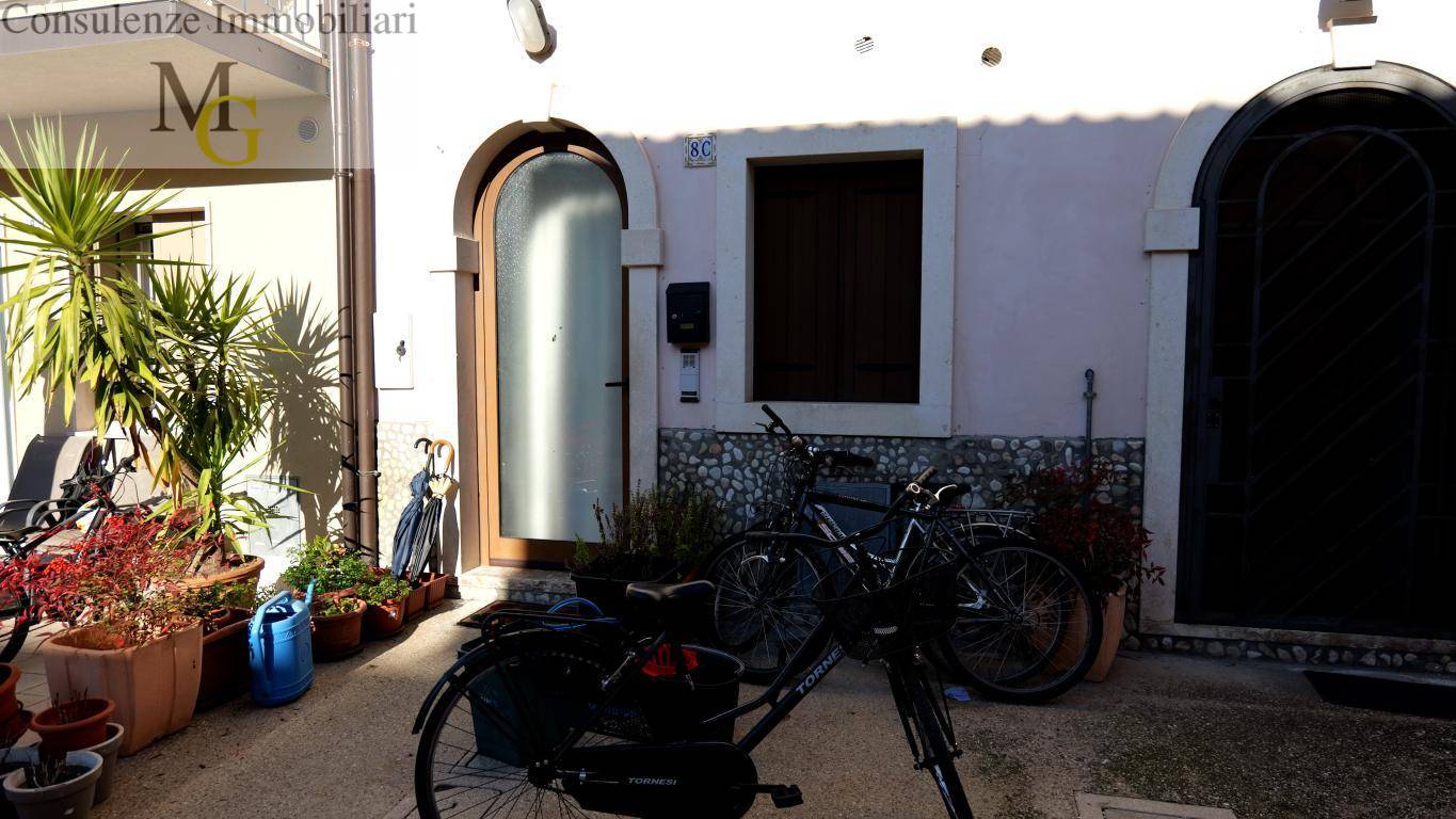 Casa di corte in vendita a Monteforte d'Alpone