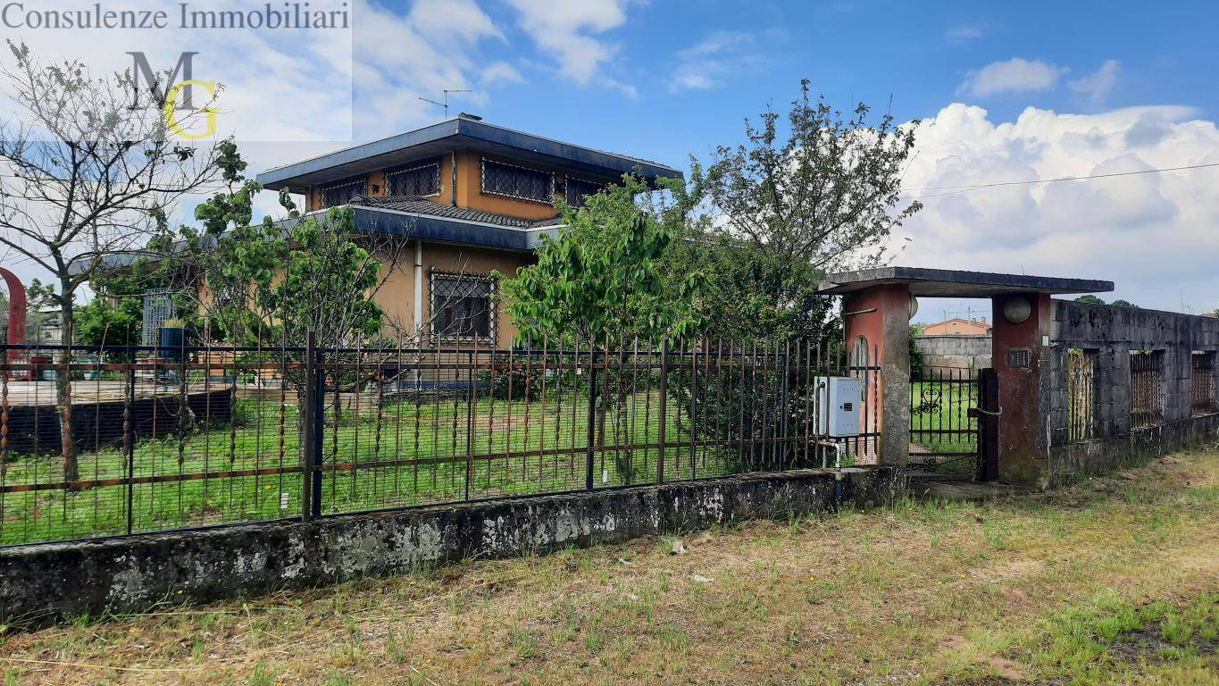 casa singola in vendita a Arcole