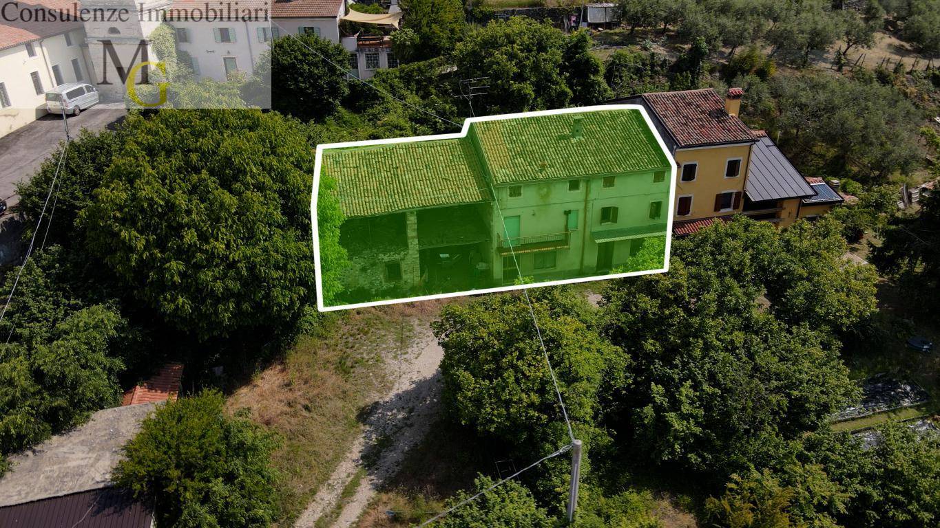 Rustico in vendita a Soave, Castelcerino