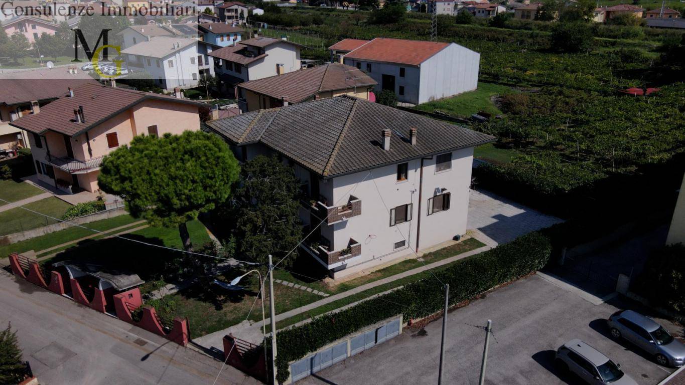 Appartamento in vendita a Monteforte d'Alpone, Costalunga