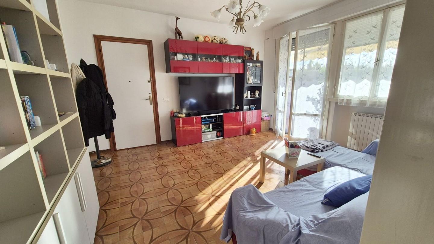 Appartamento con terrazzo, Viareggio ex campo di aviazione