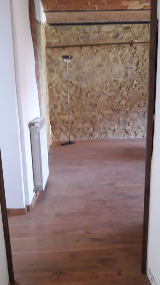 Casa indipendente con terrazzo a Scansano