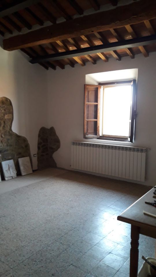 Casa indipendente con terrazzo a Scansano