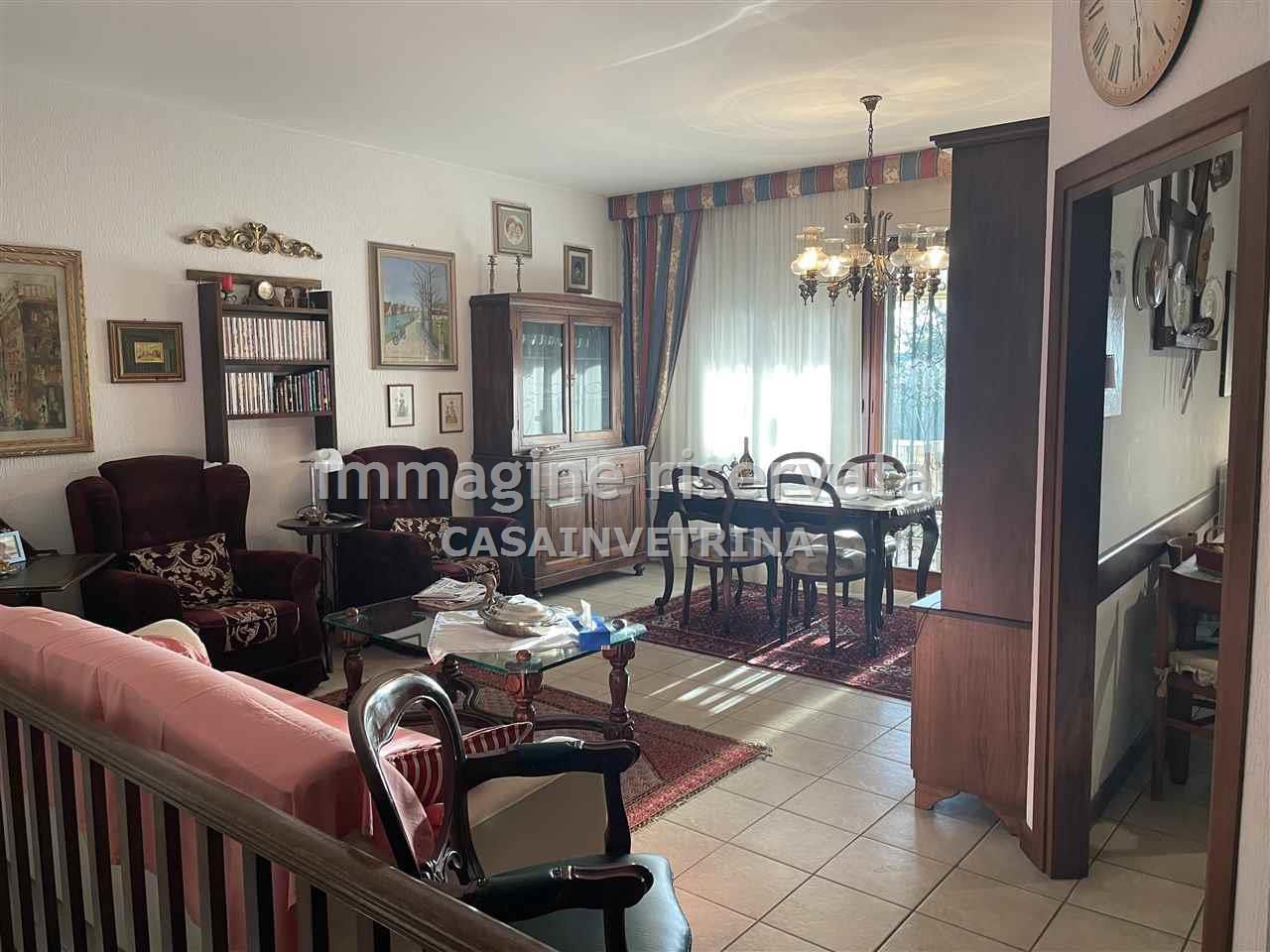 Casa indipendente in vendita in via alluminio, Grosseto