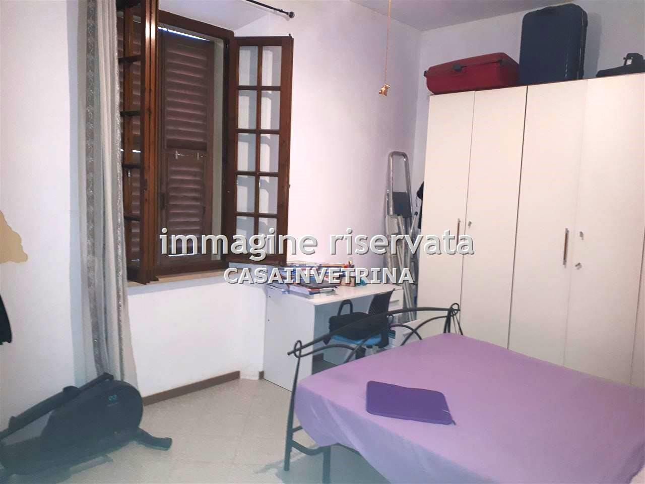 Quadrilocale con terrazzo in via corridoni, Grosseto