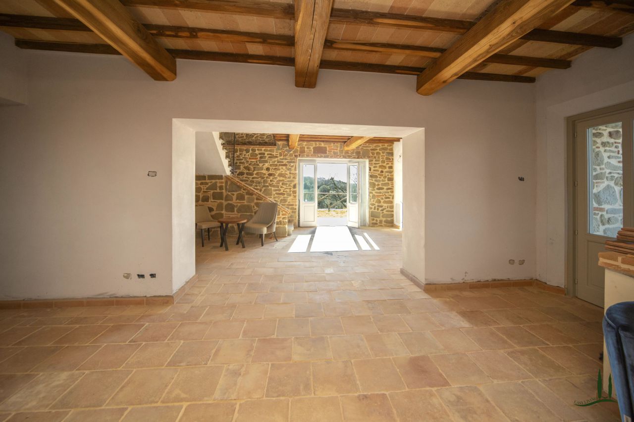 Rustico con giardino a Vinci