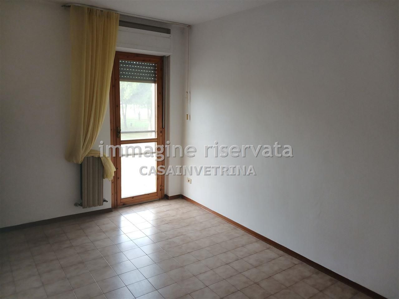 Quadrilocale arredato in affitto in via canada, Grosseto